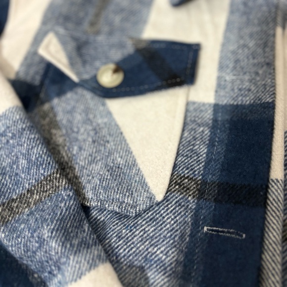 NWOT | Shein | plaid button down - Picture 10 of 10